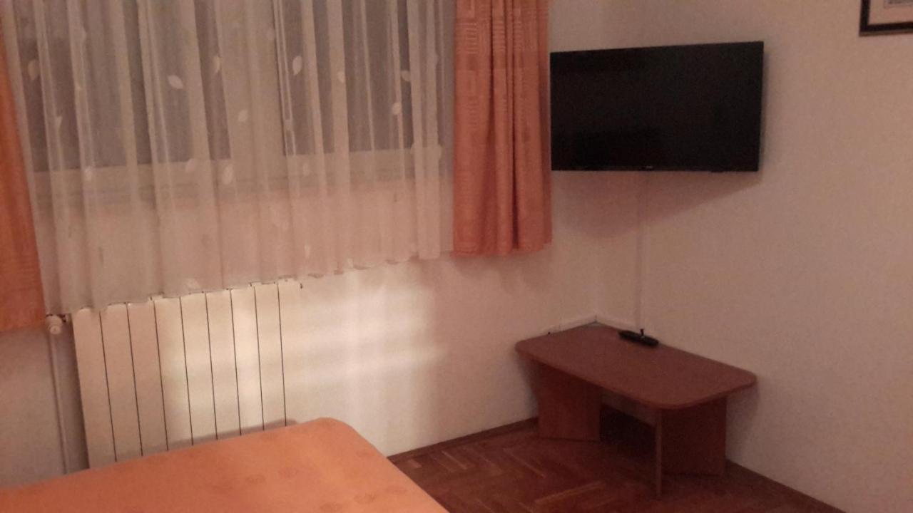 Arya Apartment Podstrana Bagian luar foto