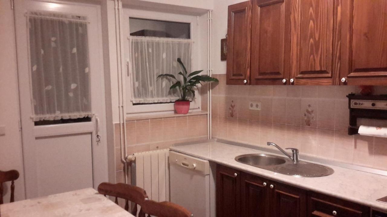Arya Apartment Podstrana Bagian luar foto